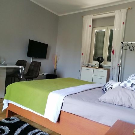 Villa Juni Crikvenica Exterior foto
